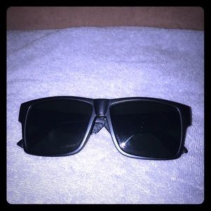 His and her sunglasses pair